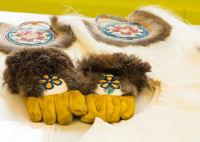 Native American gloves and clothing