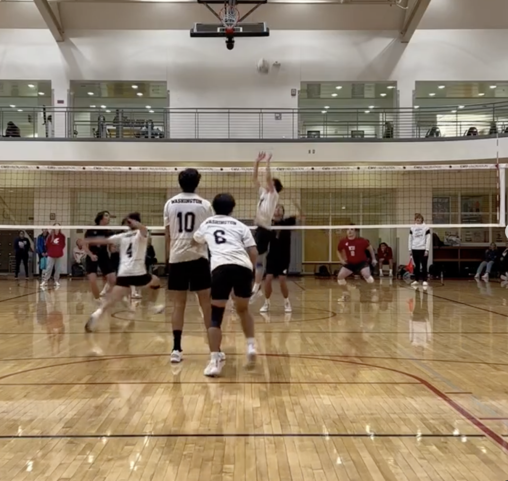 This is the image of UW Men’s Volleyball Club A Team game