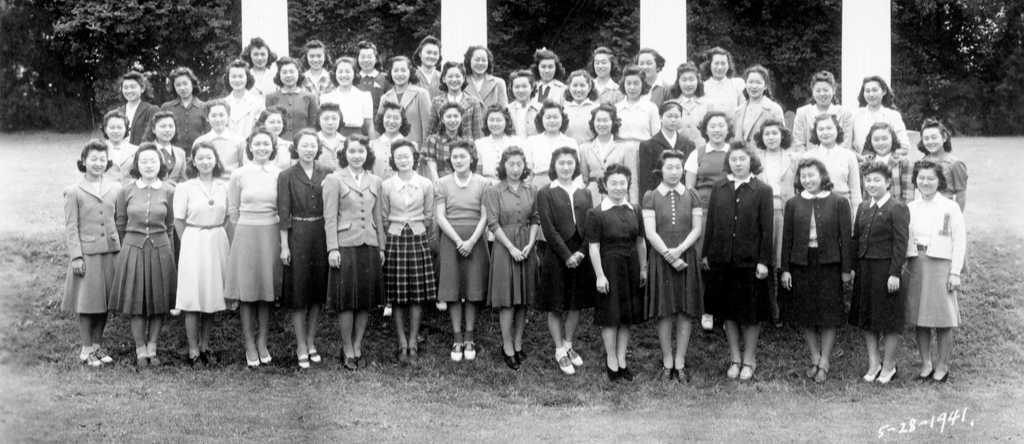 Photo of Fuyo Kai members May 1941.